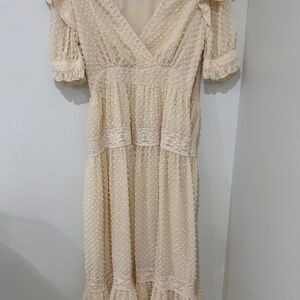 ASOS Design Cream Lace Cottagecore Maxi Dress - Puff Sleeve Boho - Size: USA 2